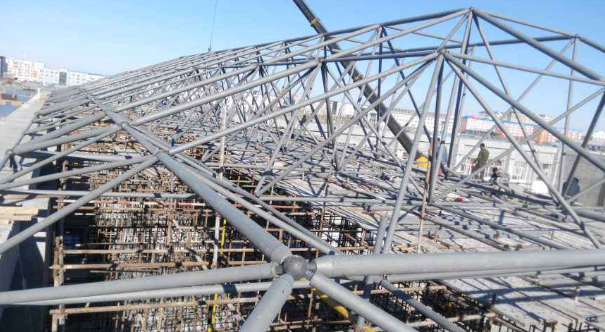临河细数网架装配中抉择应用钢结构对室第的优势